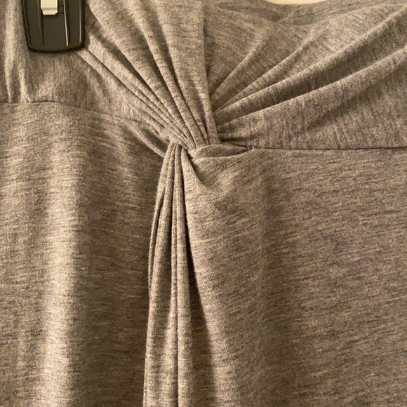 Like new! Long gray skirt with knot at waist - Picture 3 of 5